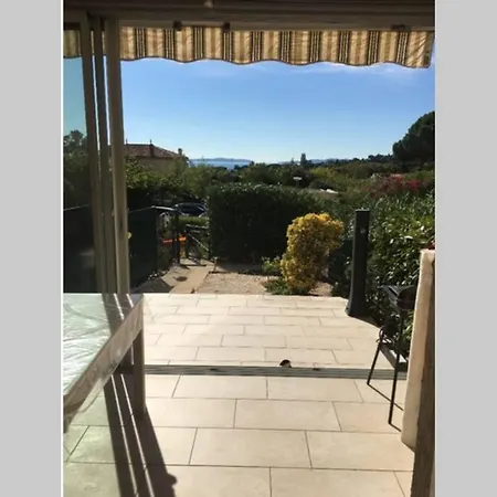 Au Petit Bonheur Vue Mer, Parking, 400M Plage Le Lavandou Esterno foto