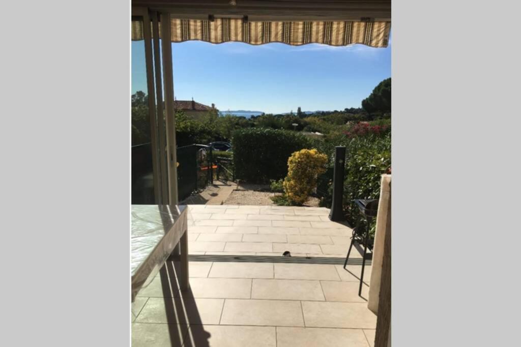 Au Petit Bonheur Vue Mer, Parking, 400m * Le Lavandou
